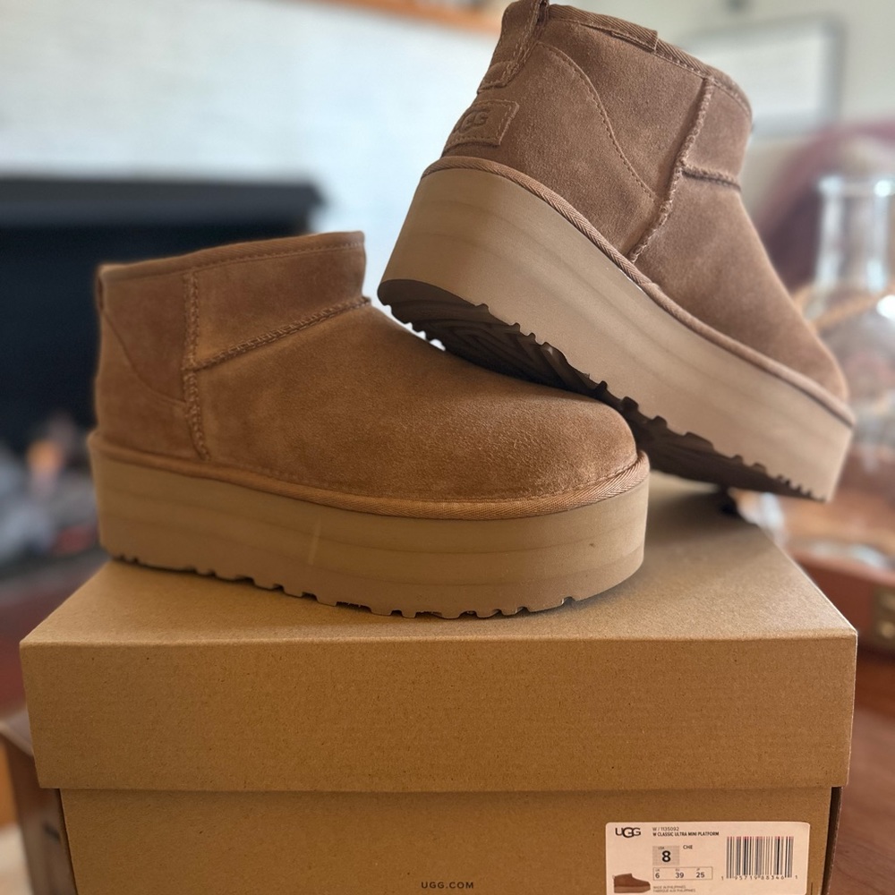 UGG Classic Ultra Mini Platform